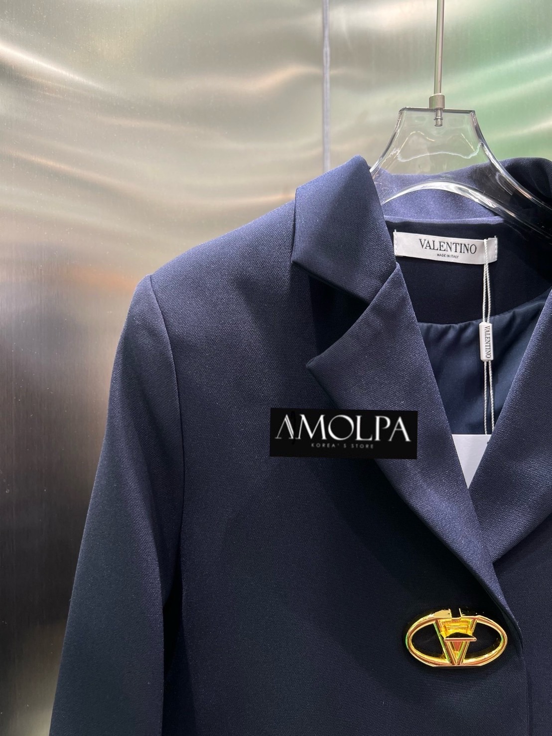 BLAZER VALENTINO Colletion 2024SS งาน hiend สูท VALENTINO เนื้อผ้า อย่างดี ด้านในมีซับในทั้งตัว ใส่สบาย : สินค้าคุณภาพ (พร้อมส่ง)