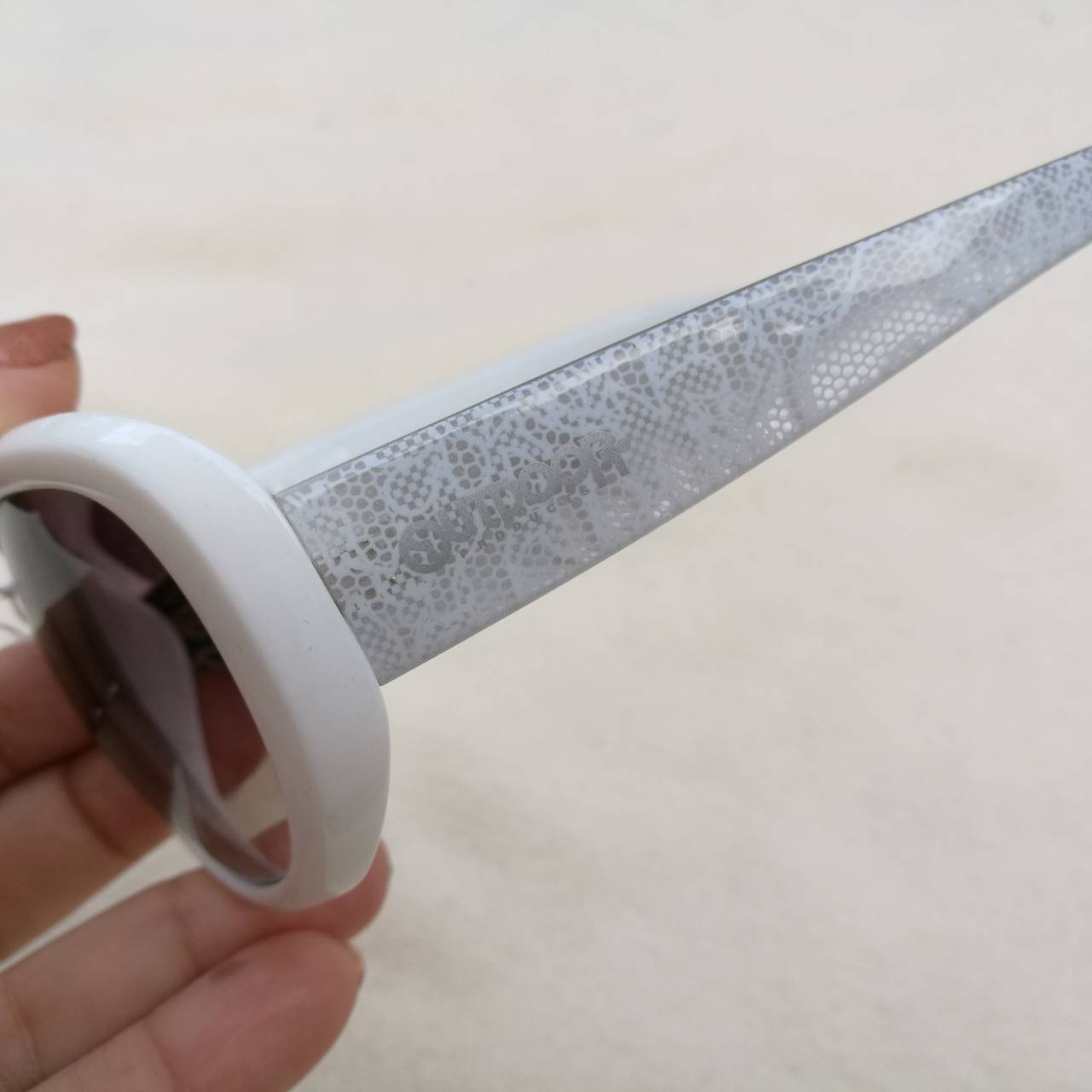 แว่นกันแดด OUTDOOR ใหม่ป้ายห้อย พร้อมกล่อง