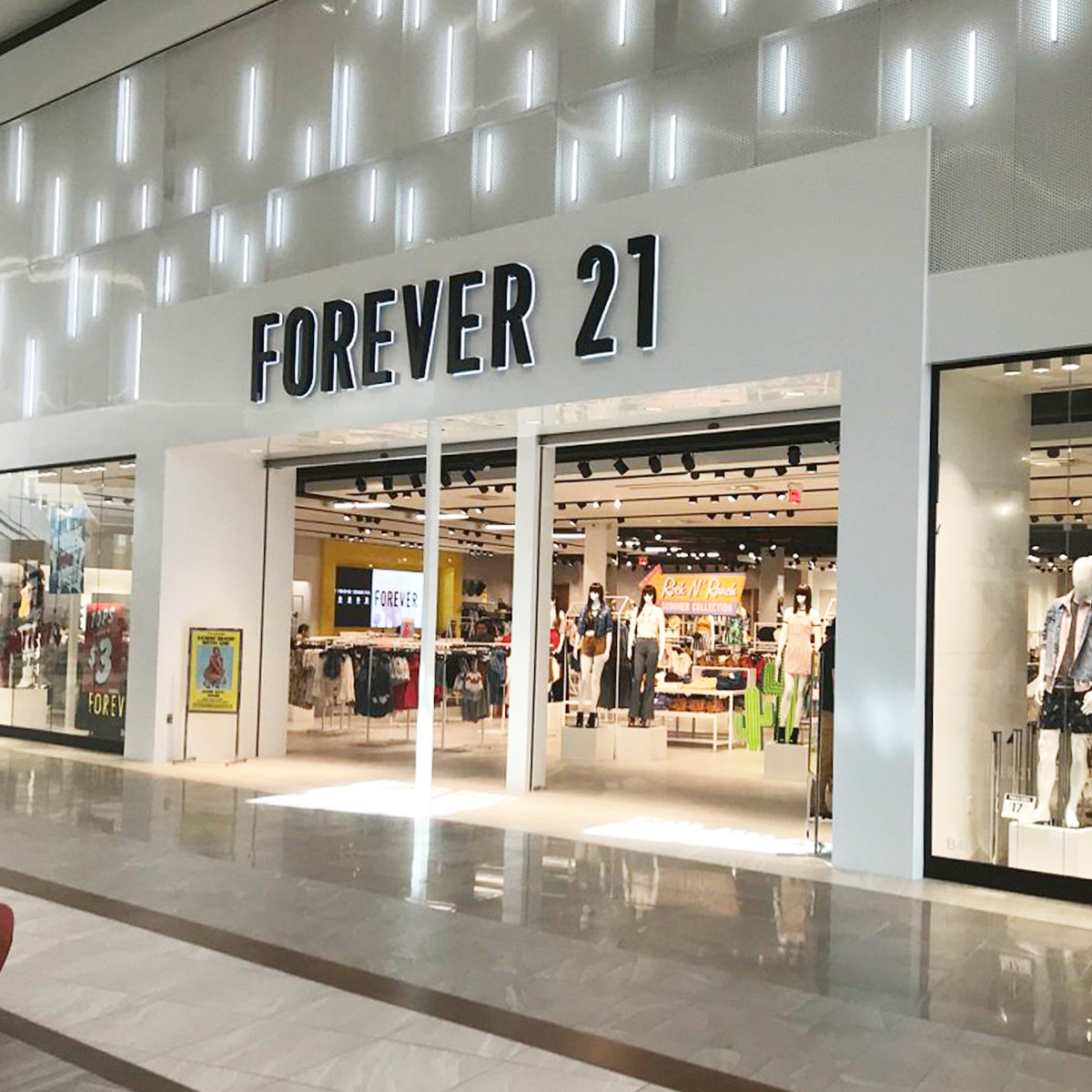 ผ้าพันคอโดนัท FOREVER 21 เฟอร์หนา (ของใหม่)