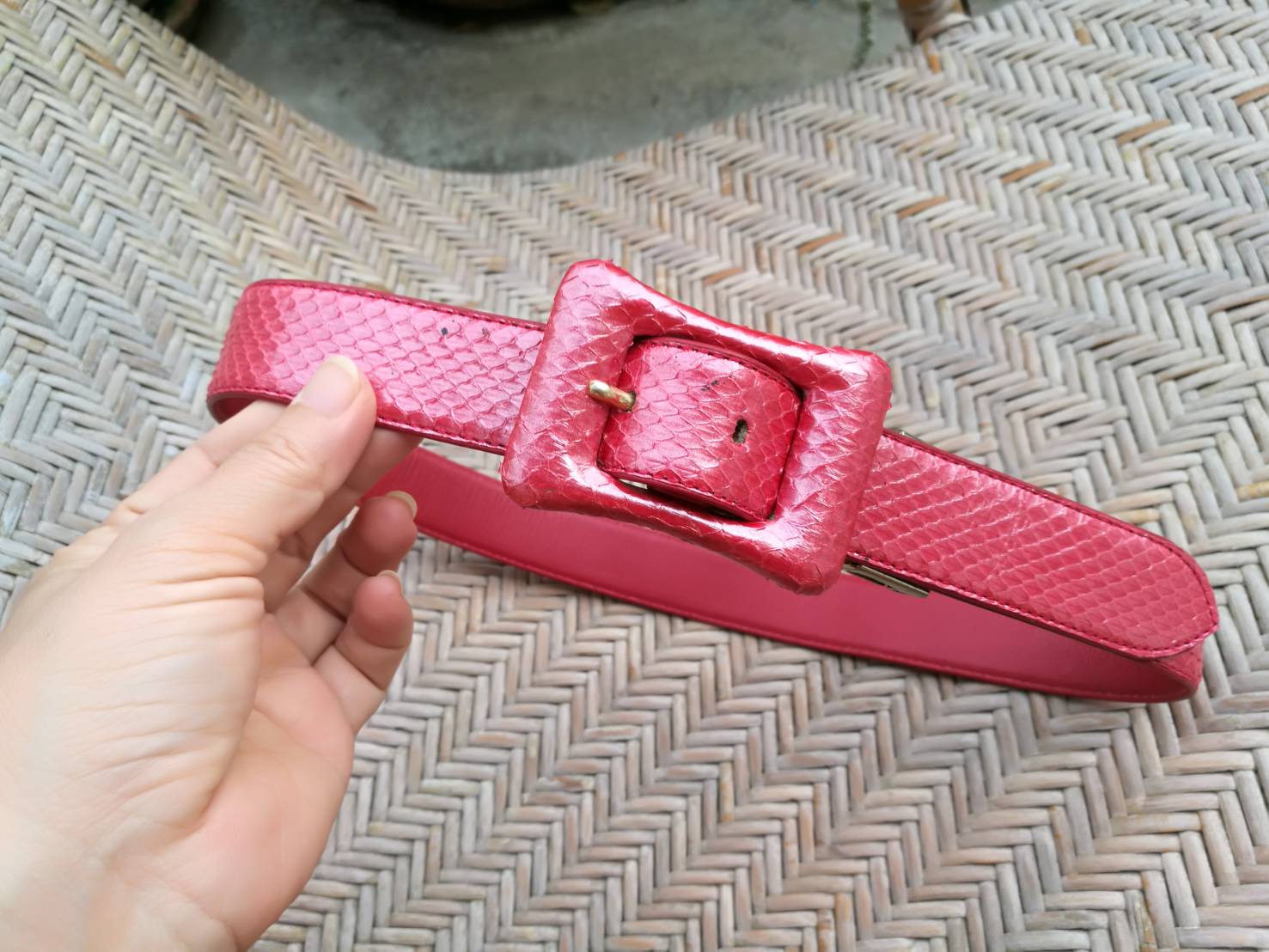 เข็มขัดหนังงูแท้ ฟอกสี Hot pink สวยมากกกก