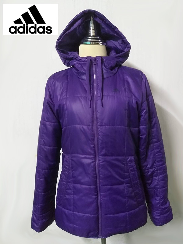 แจ็คเก็ตฮู้ดนวม adidas ไซด์ M ติดลบได้