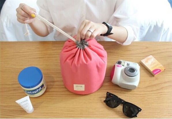 กระเป๋าเครื่องสำอางขนาดใหญ่ มาพร้อมกระเป๋าแยกขนาดเล็ก และถุง PVC ใส่แปรงแต่งหน้า (Travel Dresser Pouch)