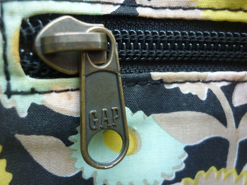 กระเป๋า GAP ผ้า canvas สวยคลาสสิคมากๆ