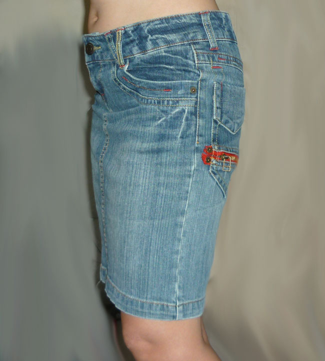 กระโปรงยีนส์ สวยมากตัวนี้ น่าใส่ค่ะ 31-34-17