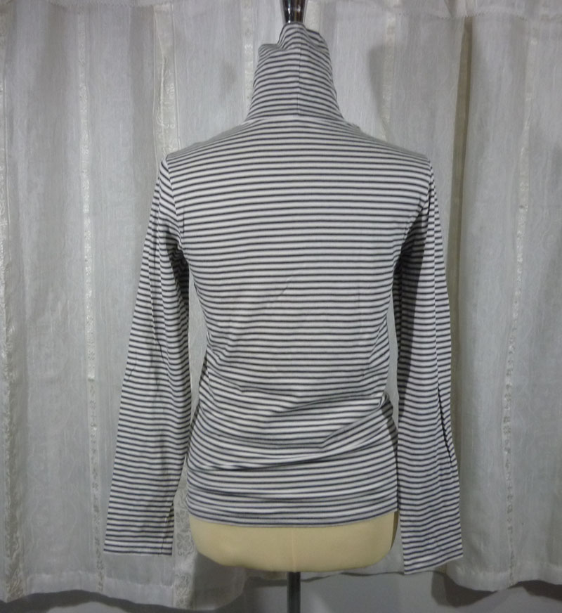 เสื้อคอเต่าแขนยาว Uniqlo SzM-L