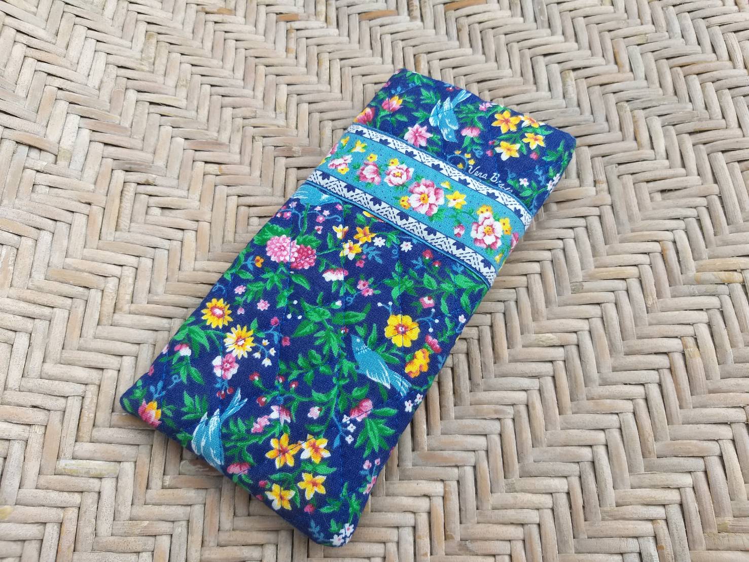 ซองใส่แว่นตา Vera Bradley สวยมาก (ของใหม่)
