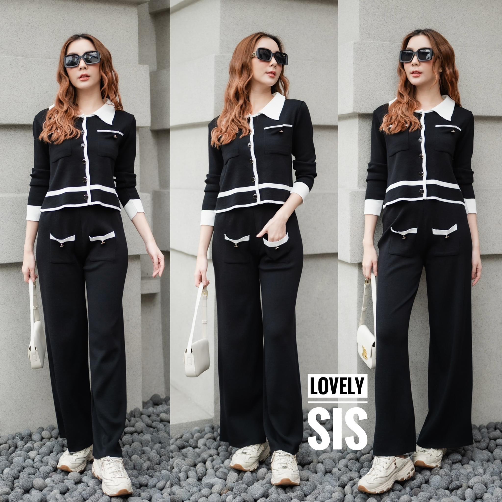 Set 2 pcs ชุดเซ็ตไหมพรมผ้าเนื้อบางใส่สบาย ตัวเสื้อแต่งคอปกสลับสี แต่งกระดุมอะไหล่สวยแกะออกได้ทุกเม็ด มาพร้อมกางเกงเอวยืด สินค้าคุณภาพ (พร้อมส่ง)