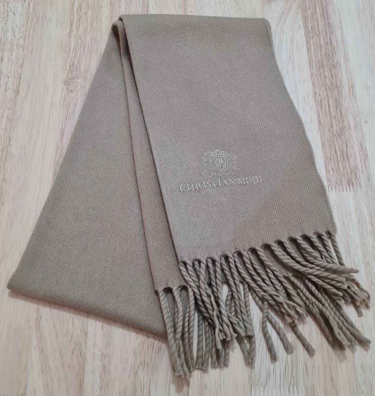 ผ้าพันคอ Cashmere CHRISTIAN MODE (ของใหม่)