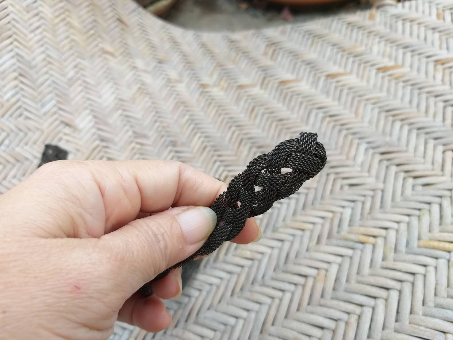 เข็มขัด Mental เป็นโลหะสานขัด เก๋มาก สวยค่ะ