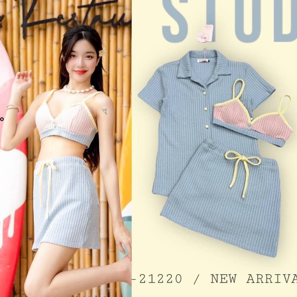 เซท 3 ชิ้น เสื้อคลอปสายเดี่ยวสั้น+กระโปรงสั้นแต่งผูกโบ ซับด้านใน+เสื้อเชิ้ตแขนสั้นกระดุมหน้า สินค้าคุณภาพ (พร้อมส่ง)