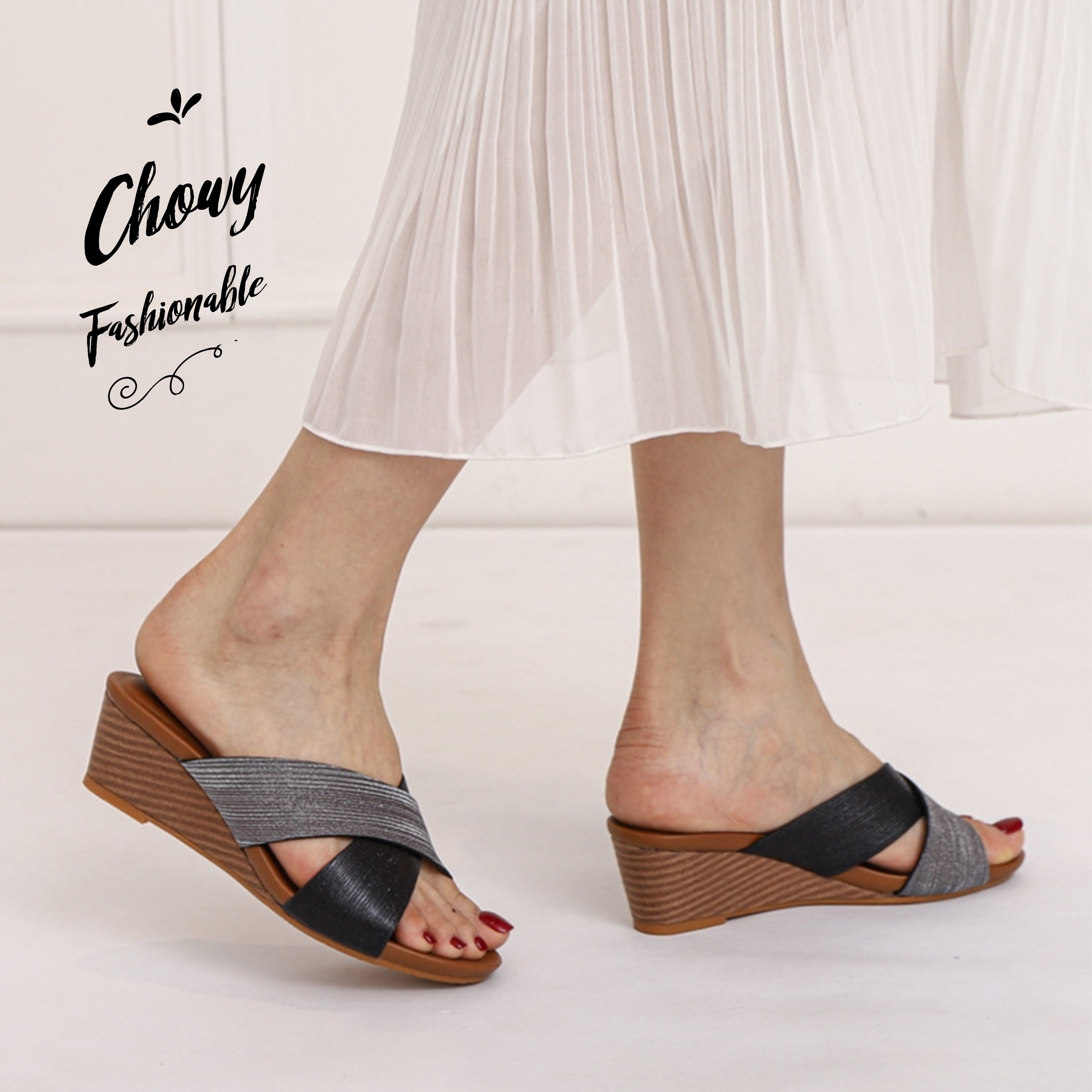 รองเท้าแตะส้นเตารีดไซส์ใหญ่ 43 แตะสวม ส้นเตารีดไซส์ใหญ่ สีดำ KR1080BL