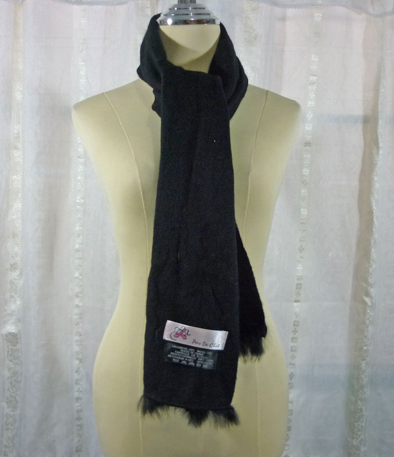 ผ้าพันคอ Pas De Chat Cashmere (ของใหม่)