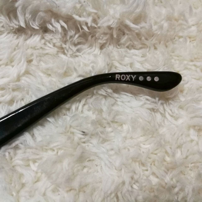 แว่นกันแดด ROXY ของแท้ พร้อมอุปกรณ์