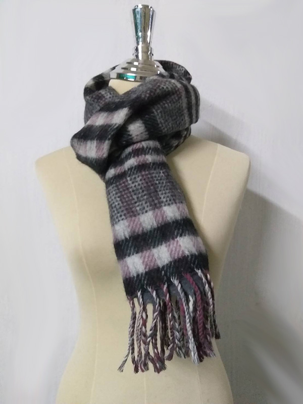 ผ้าพันคอ 100% Wool ติดลบหนักได้ (ของใหม่)