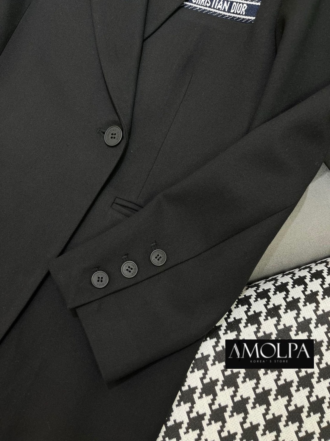 โค้ชตัวยาวจากแบรนด์ CD งานHIEND สุดๆ ห้ามพลาด งานดีสุดๆ ค่ะ ใส่แล้วสวย หรู ไฮโซ มาก ใส่สบาย : สินค้าคุณภาพ (พร้อมส่ง)