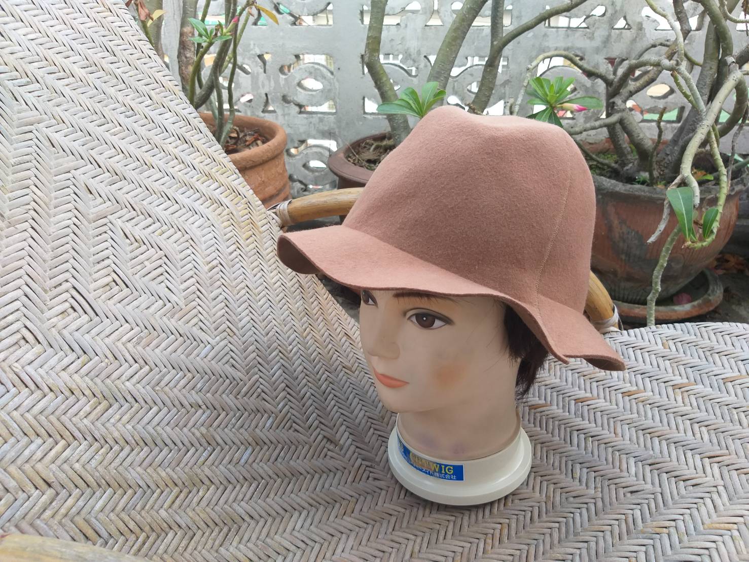 หมวกบักเก็ต CA4LA หมวกสวยมากๆ