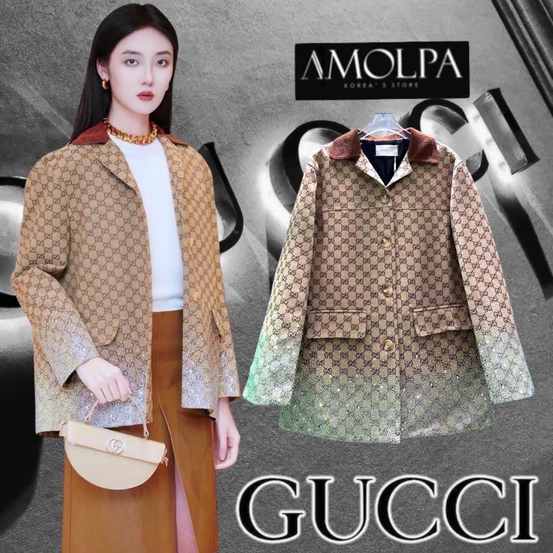 BLAZER GG งาน hiend ผ้าทอ คอลเลคชั่นใหม่ 2025SS ตัวเสื้อเป็น สูท GUCCI ผ้าทอ เนื้อผ้ามี TEXTURE อย่างดี ด้านในมีซับในทั้งตัว พรีเมียมมมมสุดๆค่ะ ใส่สบาย : สินค้าคุณภาพ (พร้อมส่ง)