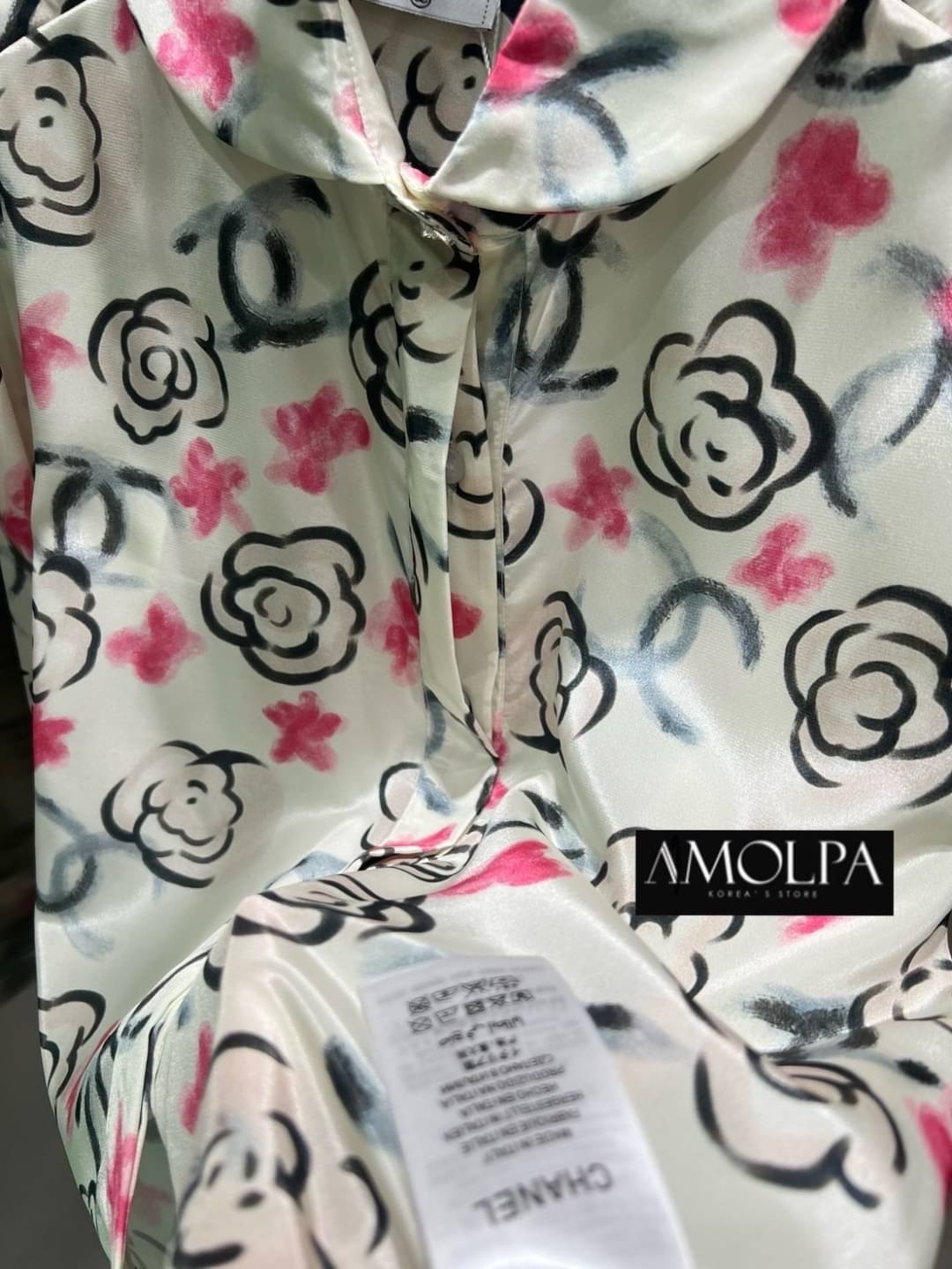 SHIRT CC งานดีมาก มีน้ำหนักสุดๆ เย็นมากๆ ห้ามพลาดเลยน๊า สวยสุดๆ ใส่สบาย : สินค้าคุณภาพ (พร้อมส่ง)