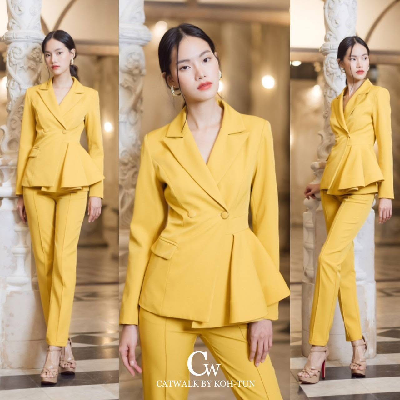 เซตBLAZER แต่งระบายข้าง มาพร้อมกางเกงขายาวทรงกระบอกเล็ก เนื้อผ้าเกรดเอ สวยเว่อร์ ใส่สบาย : สินค้าคุณภาพ (พร้อมส่ง)