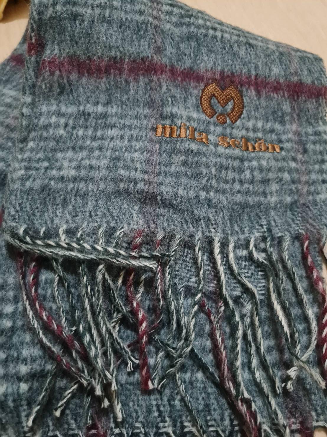 ผ้าพันคอ mila sehon 100% wool (ของใหม่)