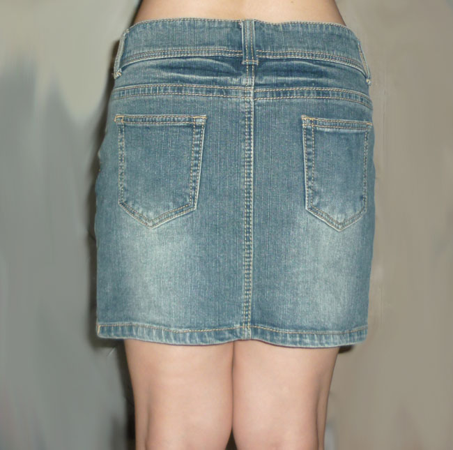 กระโปรงยีนส์ C.O.L.Z.A สวยเรียบน่าใส่ 31.5-36-13