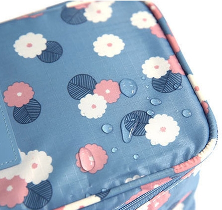 DINIWELL กระเป๋าใส่ชุดชั้นใน กางเกงใน รุ่นพิเศษ เหมาะทั้งหญิง และชาย ช่องเยอะ ผลิตจากโพลีเอสเตอร์คุณภาพสูง กันน้ำ