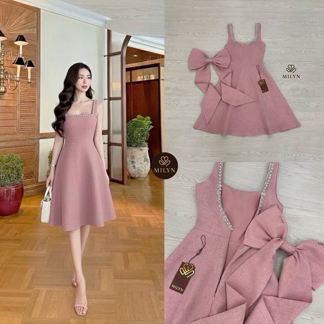 เดรสสีชมพูตัวเดรสแขนกุดแต่งอะไหล่เพชรขอบชุดช่วงอกเชื่อมไปด้านหลัง ใส่สบาย : สินค้าคุณภาพ (พร้อมส่ง)