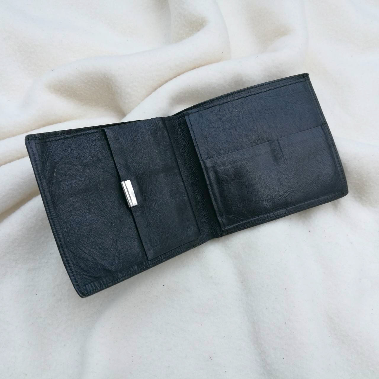 กระเป๋าสตางค์หนังแท้สีดำ phoenix