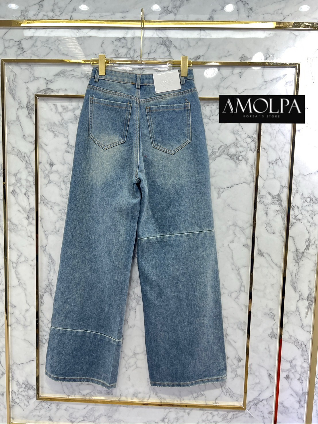 กางเกงขายาว CHANEL DENIM งาน hiend ไม่มีเอ้าท์ งานสวยชนช๊อปสุดๆ ปังที่สุดล๊าวววว รุ่นสุดคลาสสิคก็มา งานปัก งานสวยยยยสุดๆค้า งานใส่สบายสุดๆห้ามพลาดเลยจ้า ใส่สบาย : สินค้าคุณภาพ (พร้อมส่ง)