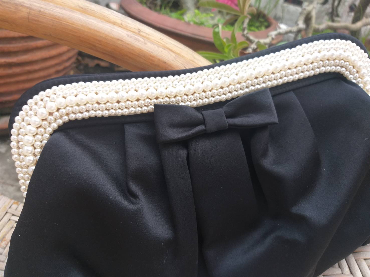 กระเป๋าออกงาน ประดับมุก หรูหรา ผู้ดี สวยมาก