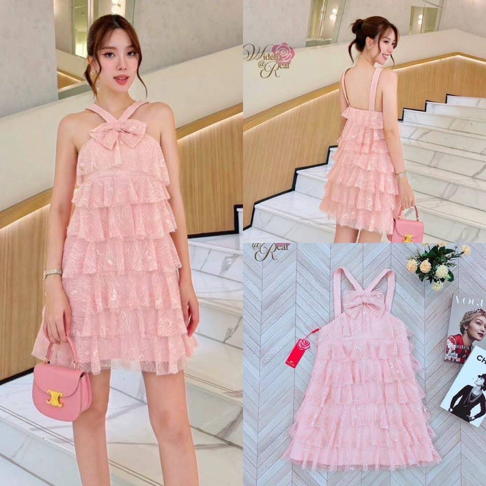 Dress เดรสสายเดี่ยว อกเย็บโชว์ เนื้อผ้าลูกไม้นุ่มนิ่มปักเลื่อมวิ้งๆ เย็บระบายเป็นชั้นๆทั้งตัว งานซิปข้าง ผ้าทิ้งตัว ใส่สบาย : สินค้าคุณภาพ (พร้อมส่ง)