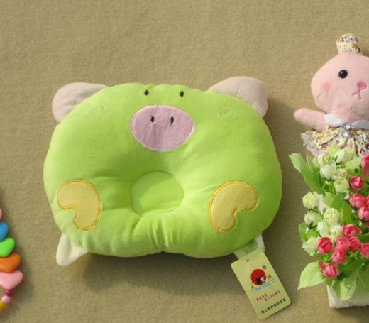 หมอนหลุมเด็กอ่อน หมูน้อยนุ่มนิ่ม ปักผ้าคละสี