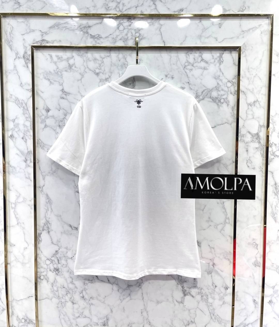 เสื้อยืด CD. งานปักแน่นๆ สวยม๊ากกกก แม๊ สวยเด่น ลายใหม่ชนช๊อปป ใส่สบายสุดๆ.. ใส่สบาย : สินค้าคุณภาพ (พร้อมส่ง)