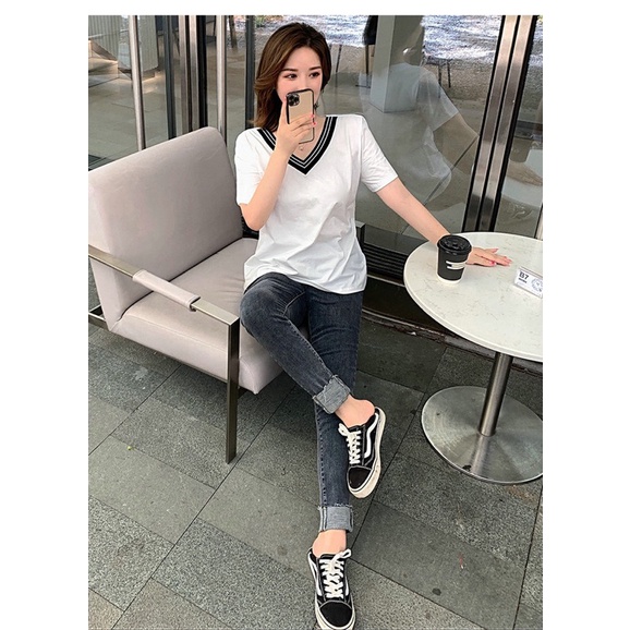 เสื้อยืดไซส์ใหญ่ 6XL รอบอก 52 นิ้ว คอวี ผ้าคอตตอล สีขาว FF0299WH