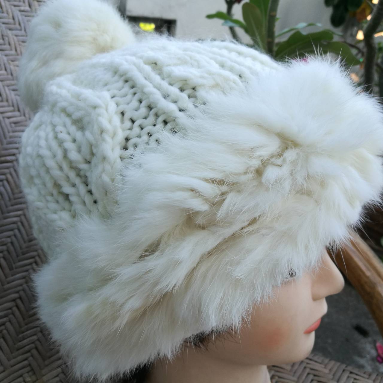 หมวกไหมพรมแต่งเฟอร์กระต่ายแท้ น่ารักมากกกกก