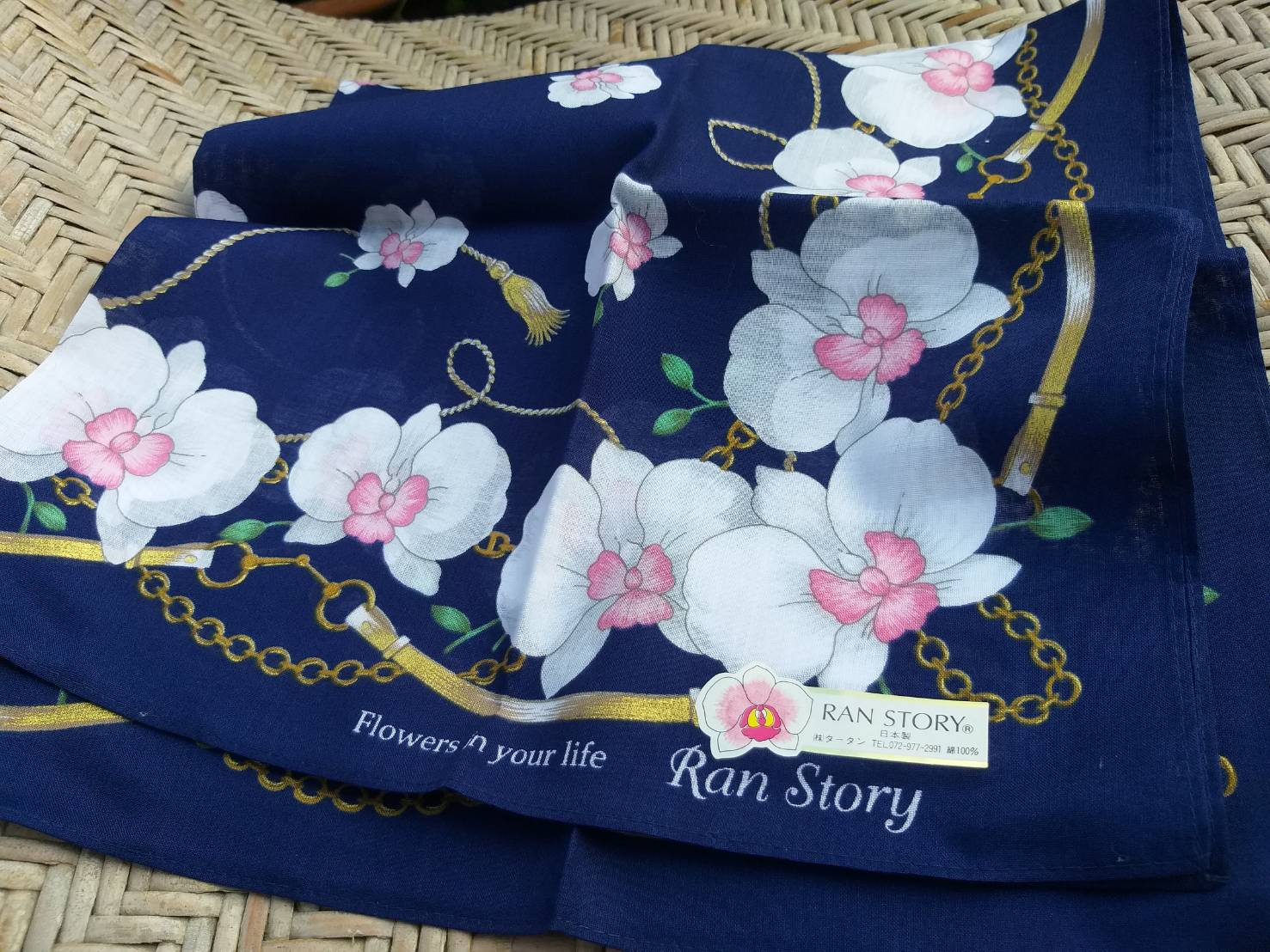 ผ้าเช็ดหน้าผืนใหญ่ สวยมาก RAN STORY