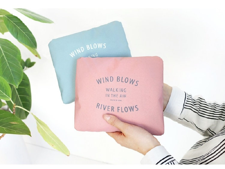 Wind Blows กระเป๋าเดินทางพับเก็บได้ เสียบที่จับกระเป๋าเดินทางได้ มีซิปรูดตอนพับเก็บ สำหรับการเดินทาง ท่องเที่ยว