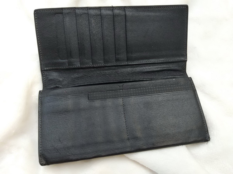 กระเป๋าหนังแท้ Calvin Klein ใส่แบงค์ ใส่บิล ใส่นามบัตร