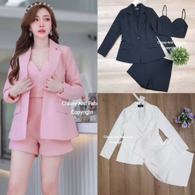 set sutiขาสั้น เสื้อสูทนอกคอสูทแขนยาว มีกระเป๋าล้วงได้จริงทั้ง2ข้าง มีเสื้อครอปสายเดียวไม่เอวลอยพอดีขอบกางเกง มาพร้อมกางเกงขาสั้น ใส่สบาย : สินค้าคุณภาพ (พร้อมส่ง)