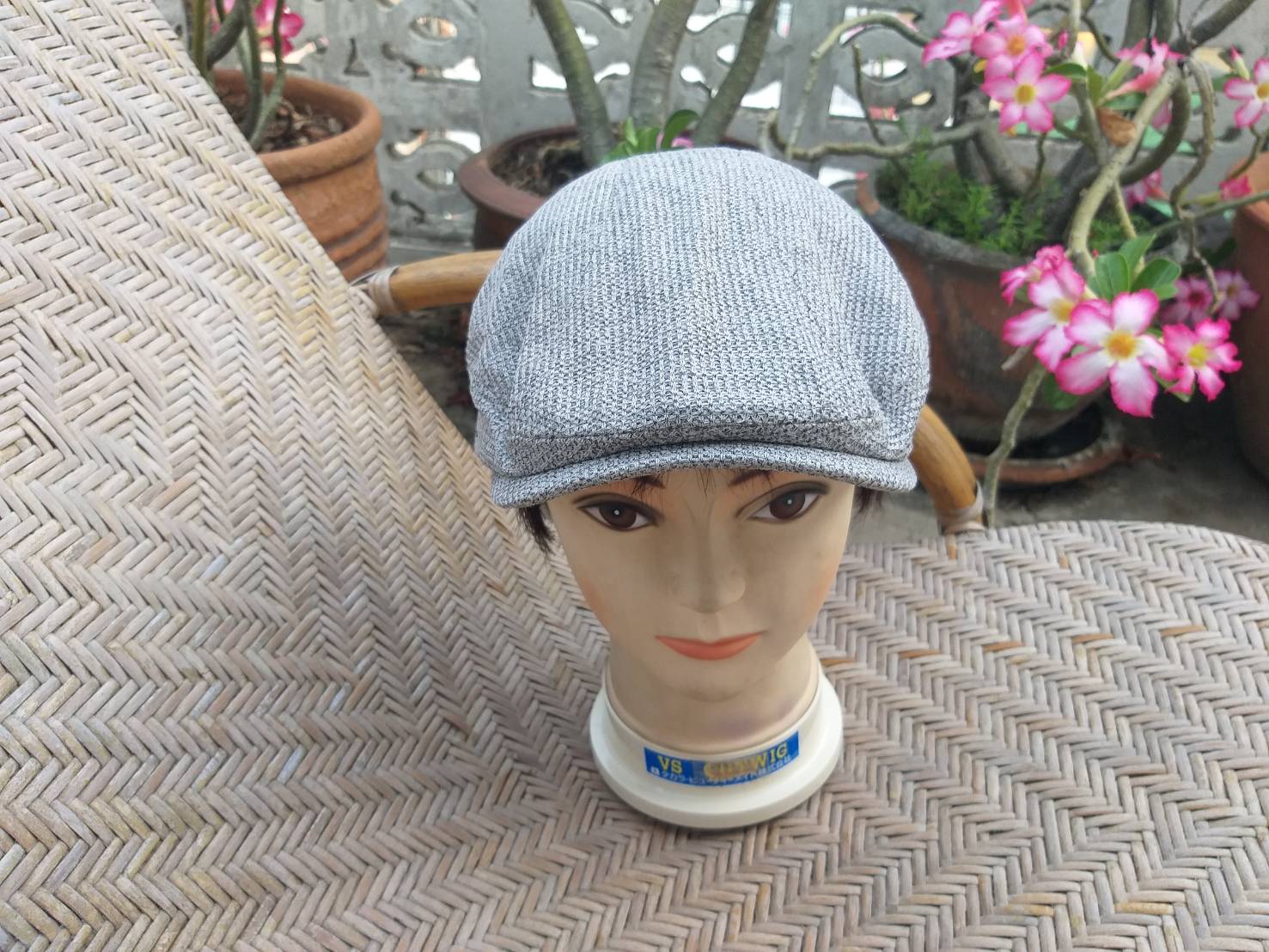 หมวกติงลี่ หมวก flat cap ผ้าทอสวยน่าใส่