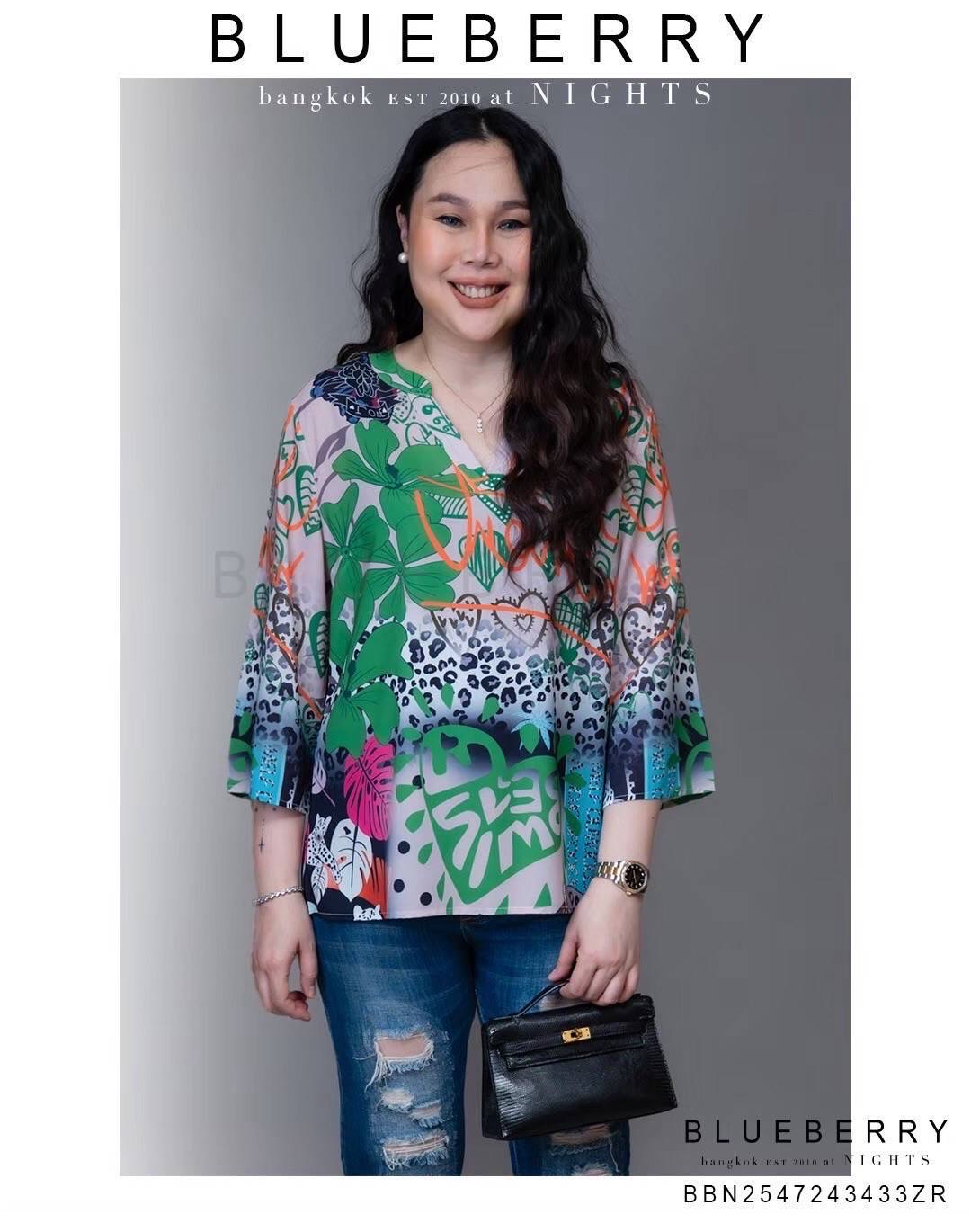 เสื้อเชิ้ต พรีเมี่ยมทีเชิ้ตคอวี ใส่สบายสวยสุดหรู พิมพ์ลายแบรนด์เนม ใส่สบาย : สินค้าคุณภาพ (พร้อมส่ง)