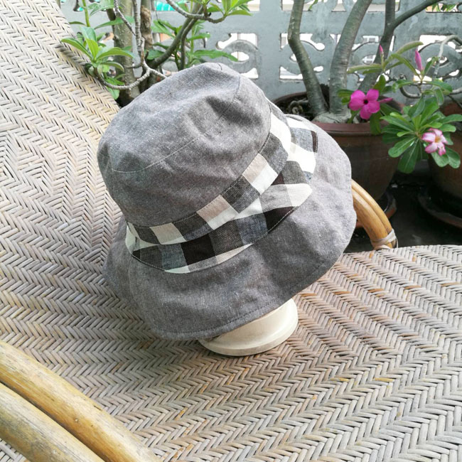 หมวกปีกกว้าง ผ้าหมวกสวย ปีกกว้างบังแดดมิด