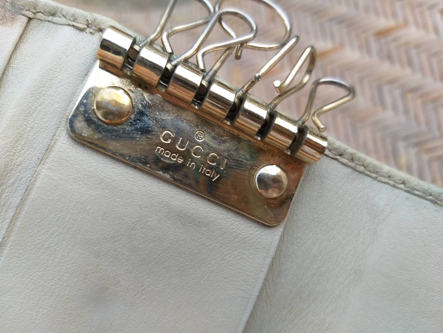 กระเป๋าพวงกุญแจ GUCCI ของแท้