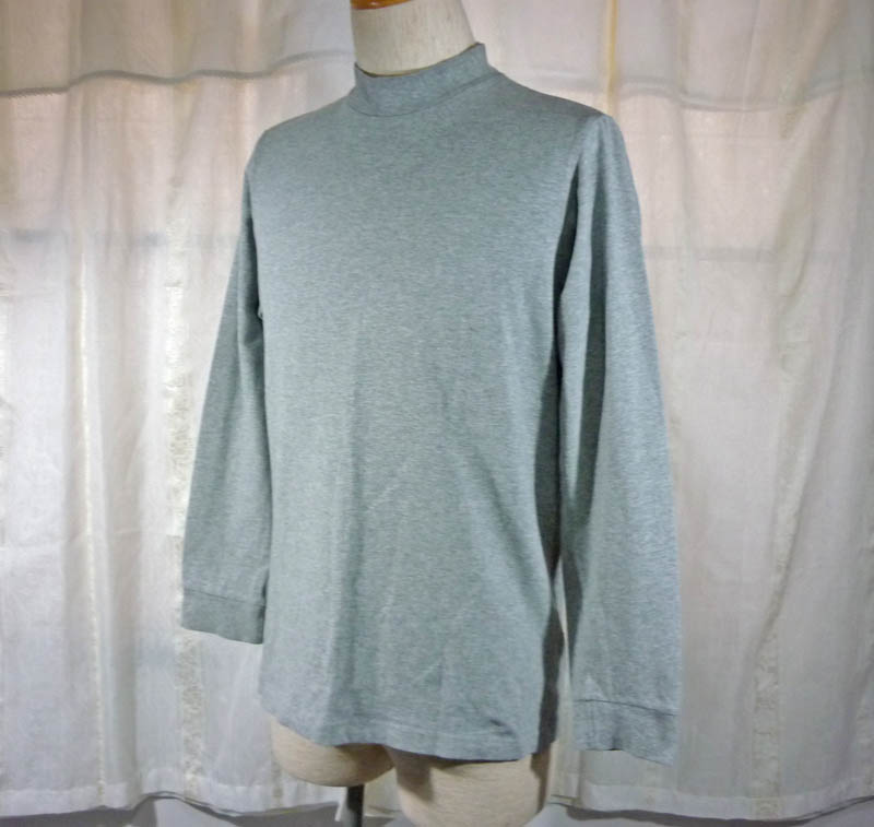 เสื้อคอเต่า เสื้อลองจอนชาย Uniqlo ไซด์S-M