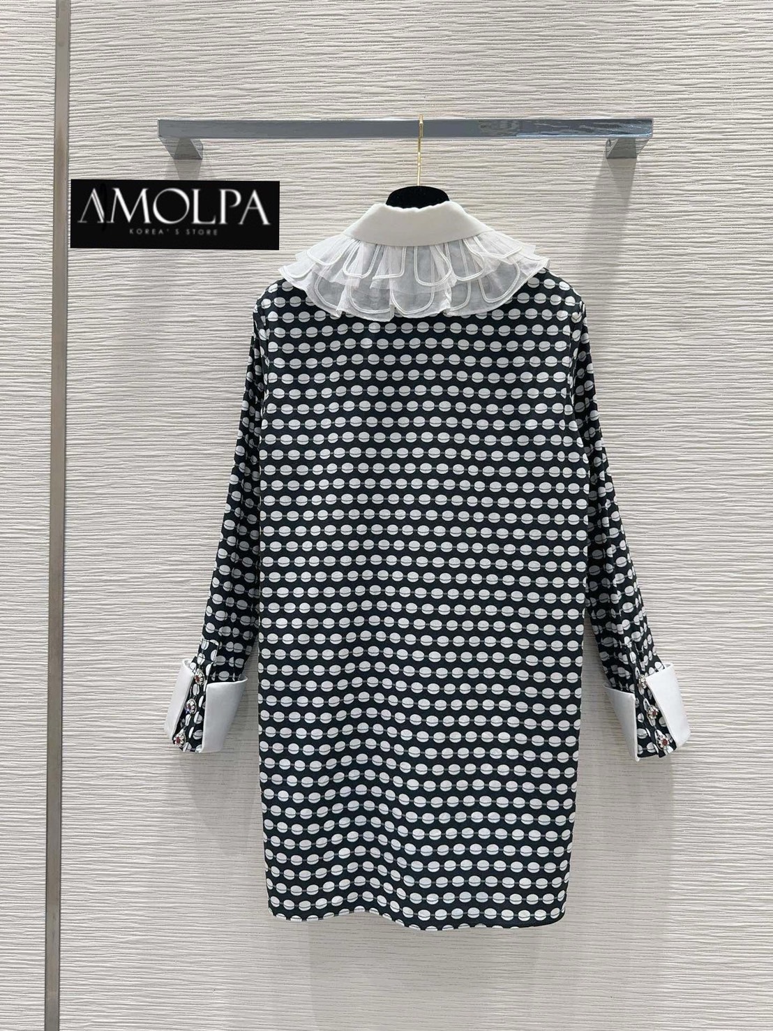 DRESS CHANEL 2024SS ใหม่ล่าสุด งาน Hiend งานอย่างสวย ผ้าดีสุดๆ ใส่สวย ไฮโซ ใส่สบายมาก : สินค้าคุณภาพ (พร้อมส่ง)