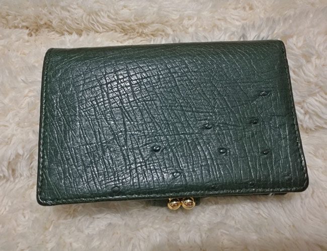 กระเป๋าสตางค์หนังนกกระจอกเทศ