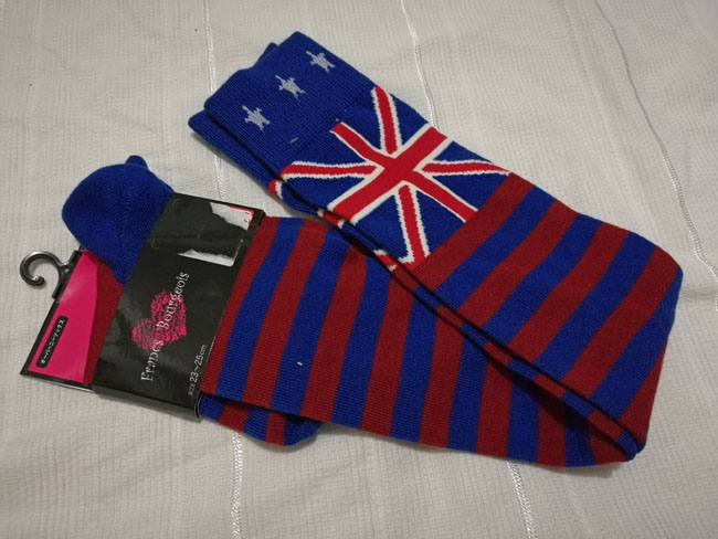 ถุงเท้ายาวสุดเก๋ ผ้าดีมาก