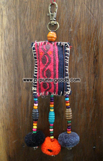 หมอนปักลาย พวงกุญแจชาวเขา