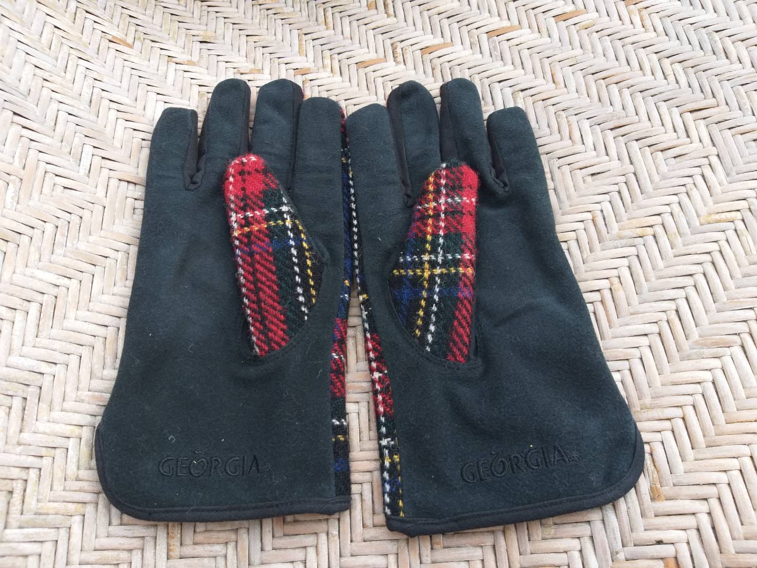 ถุงมือขนสัตว์ HarrisTweed ชายไซด์ S-M