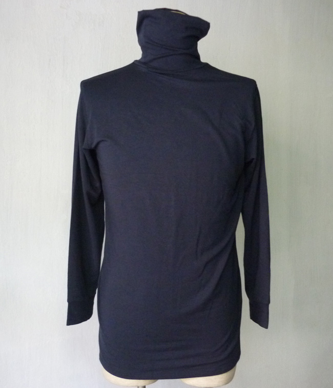 เสื้อฮีทเทคชาย สีกรมดำ Uniqlo Heattech Sz M